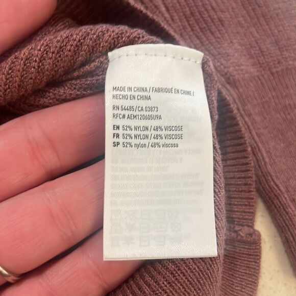 American Eagle Outfitters crewneck sweater mauve color SZ Xsmall - Picture 5 of 12